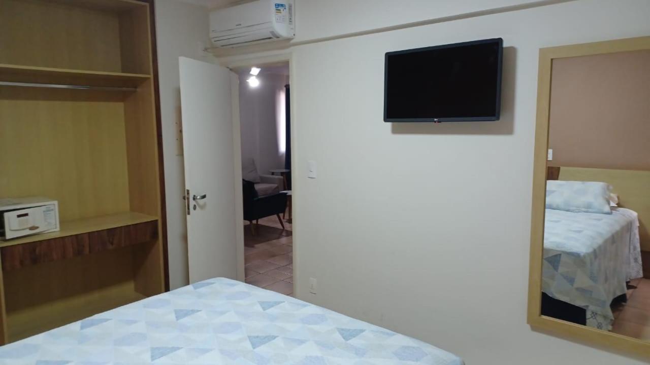 Flat Completo No Centro De Araxa - 901アパートメント エクステリア 写真